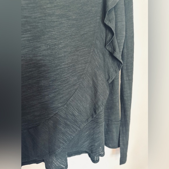 Banana Republic Black Longsleeve Ruffled Front Bottom Cotton Modal Size Small - Picture 4 of 11